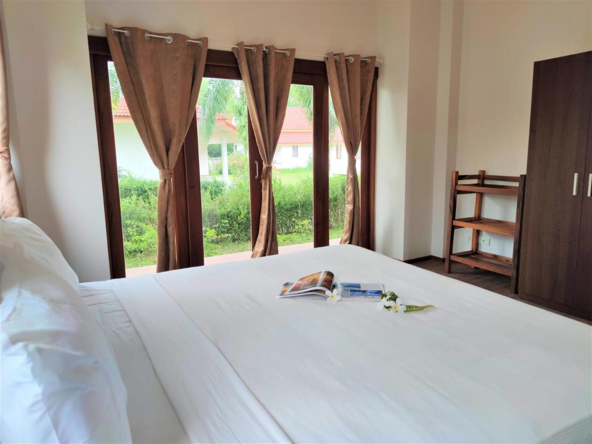 Armonia Village Resort And Spa Chumphon Bagian luar foto