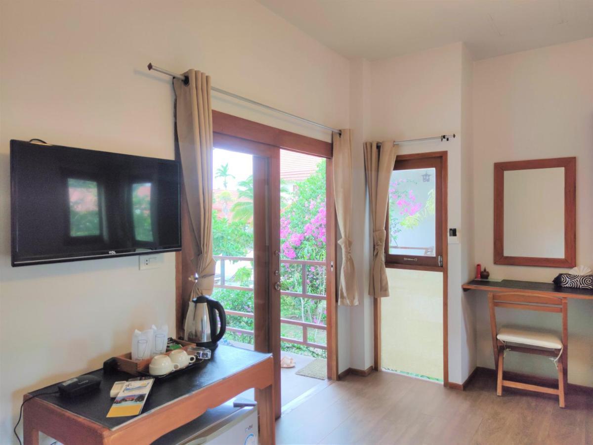 Armonia Village Resort And Spa Chumphon Bagian luar foto