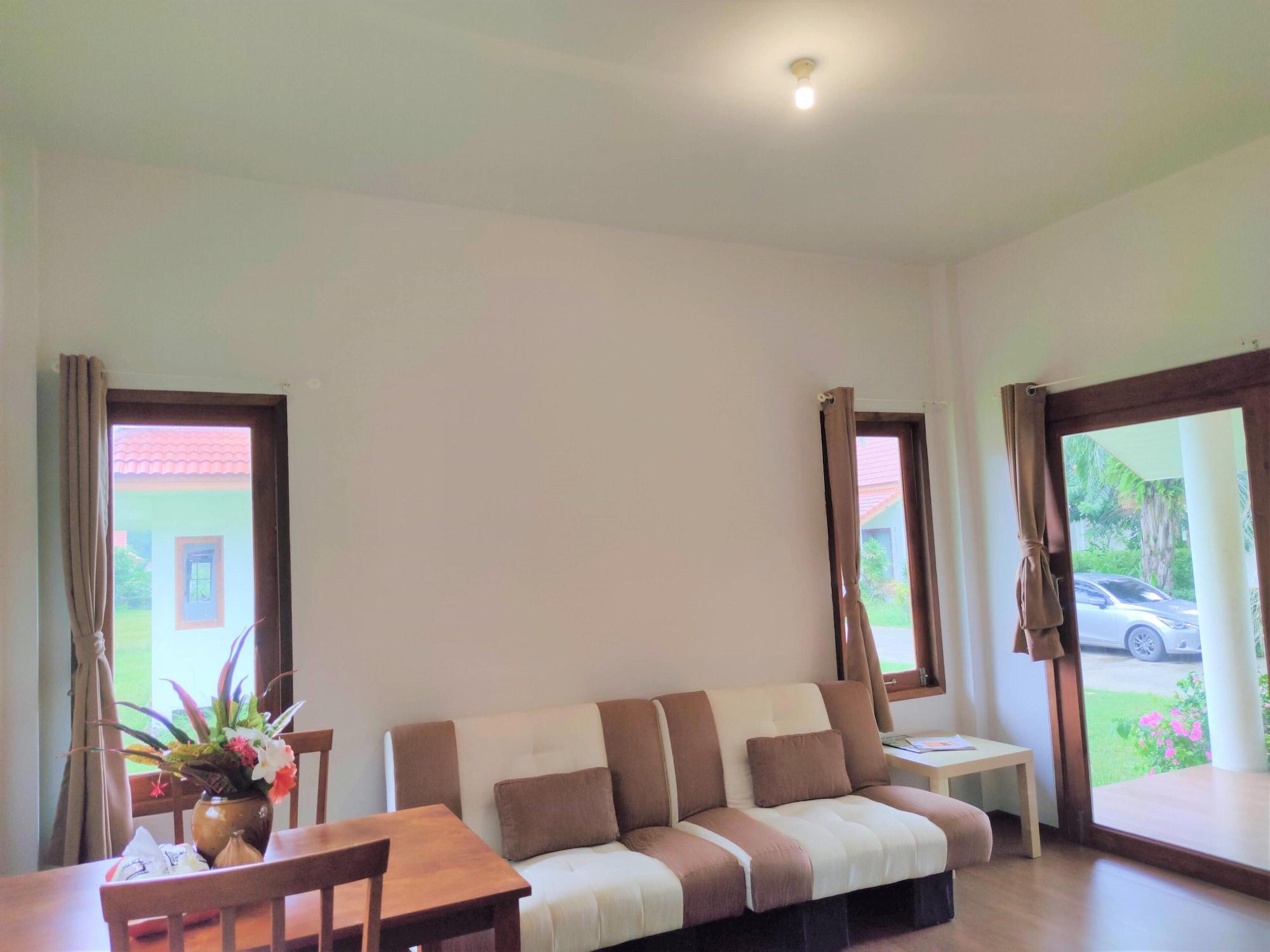 Armonia Village Resort And Spa Chumphon Bagian luar foto