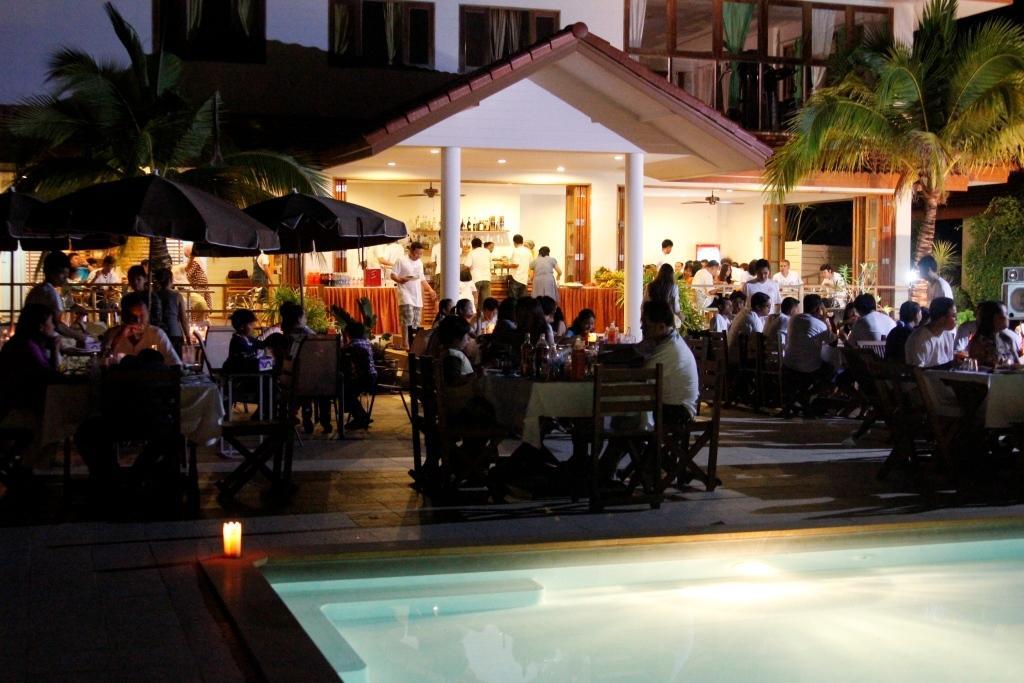 Armonia Village Resort And Spa Chumphon Bagian luar foto